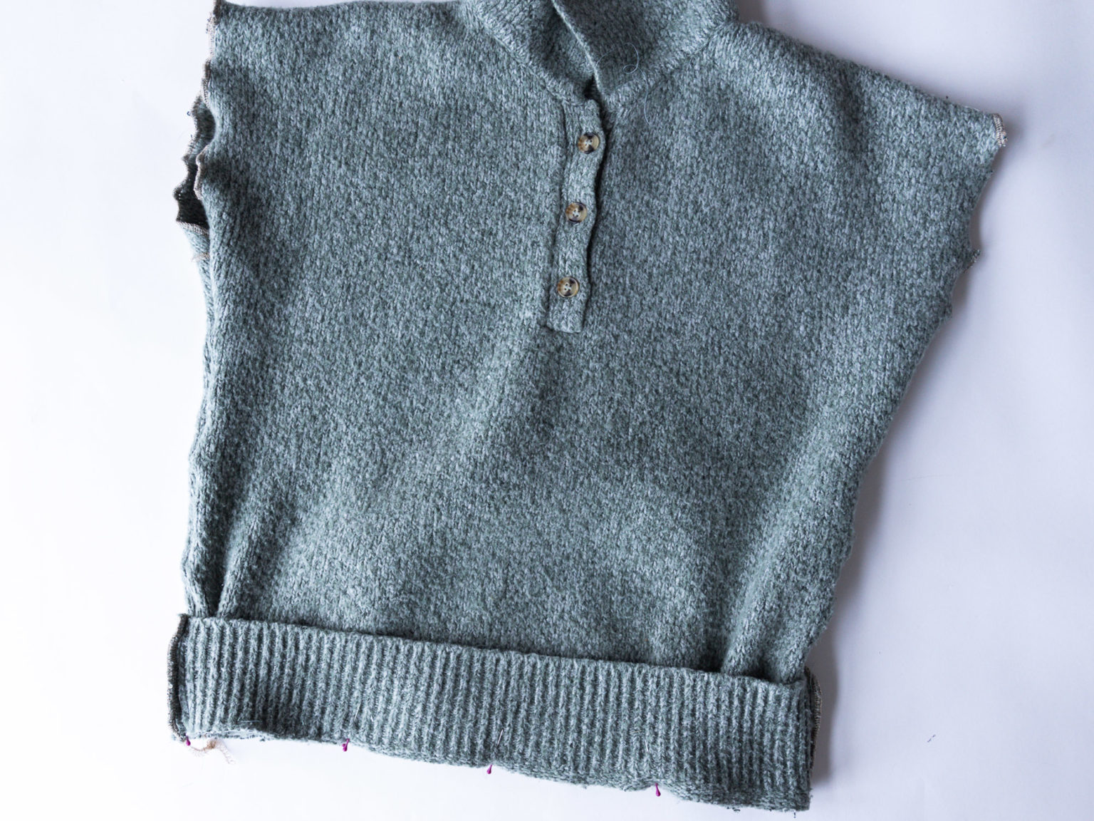 Pullover Upcycling: Trendy Pullunder aus altem Pulli - Tweed & Greet